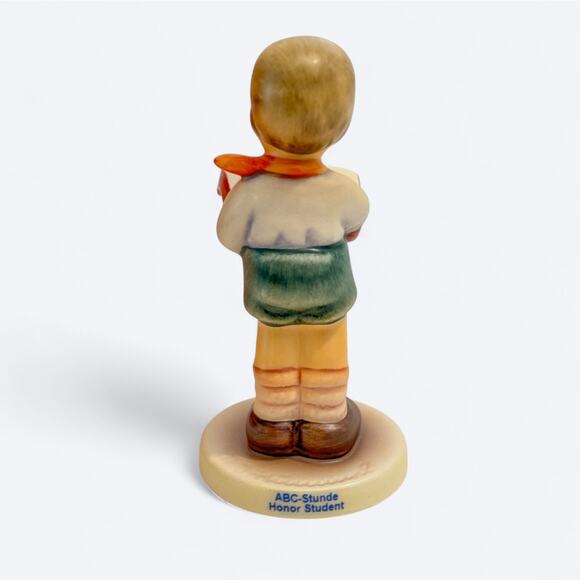 VTG‎ Y2K Honor Student #1528 & Puppet Princess #1664 M.J. Hummel Club 2000, 2001 - Picture 7 of 15